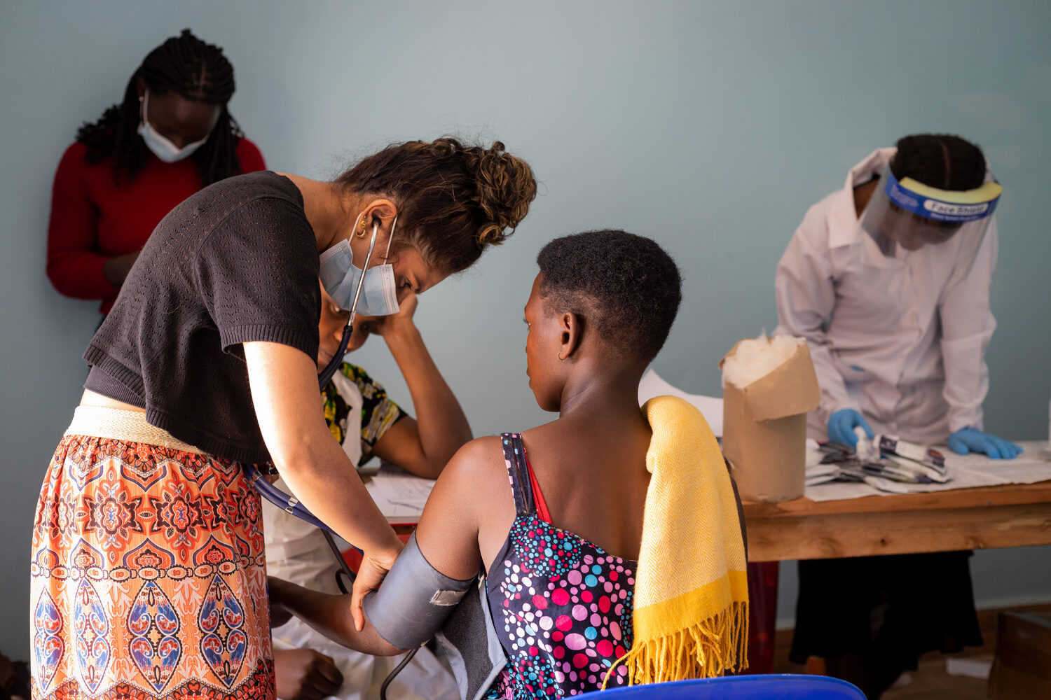 A basic vital check during the screening